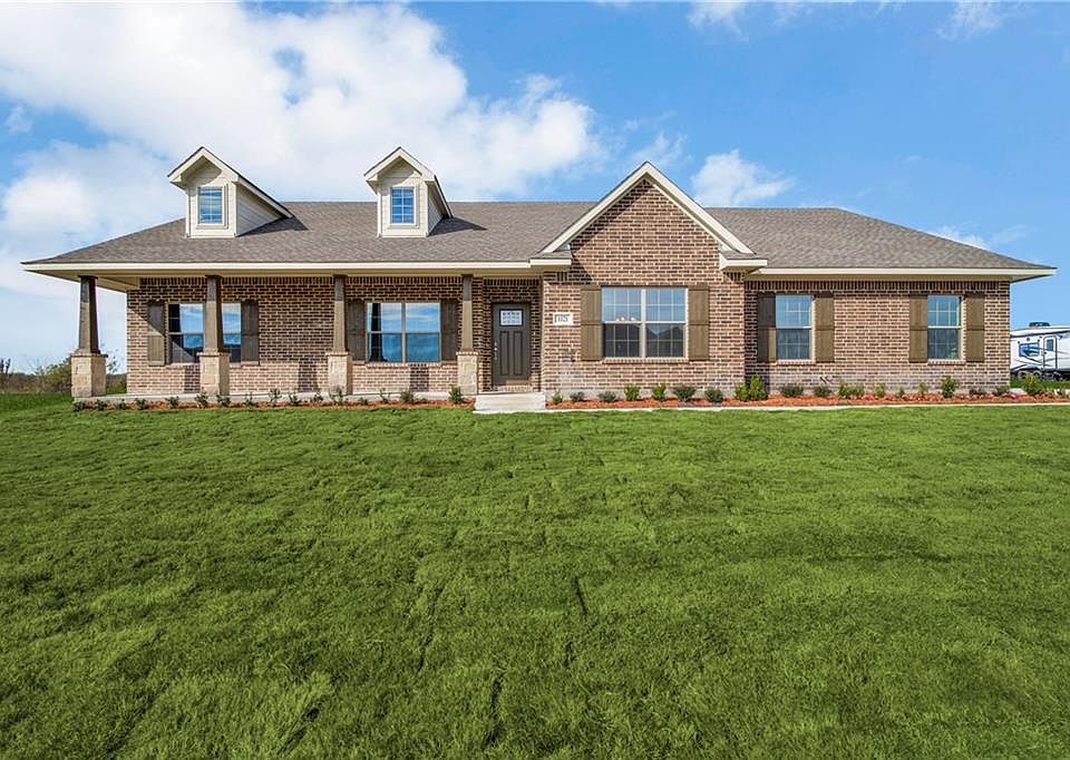 1st image of 1021 S Gate Ct