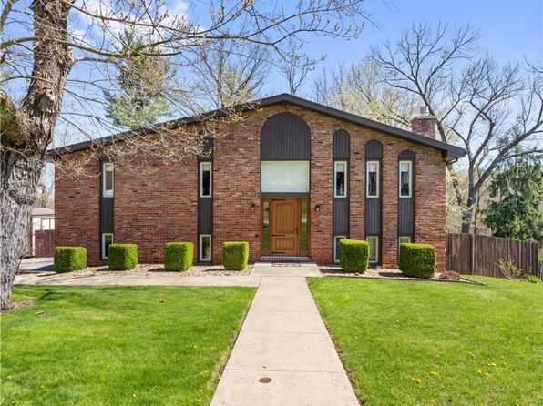 141 Terrace Ct, Trafford, PA 15085