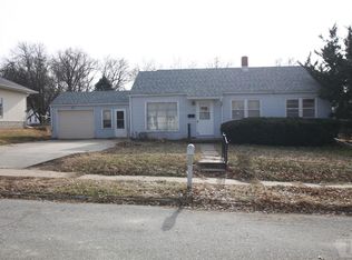 108 Colonial Ave, Shenandoah, IA 51601