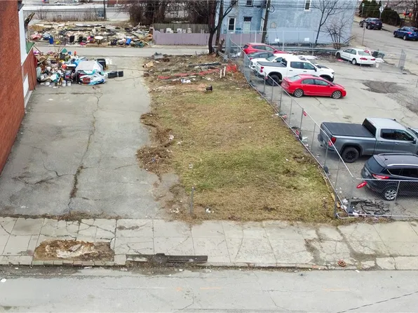 2106 5th Ave, Pittsburgh, PA 15219