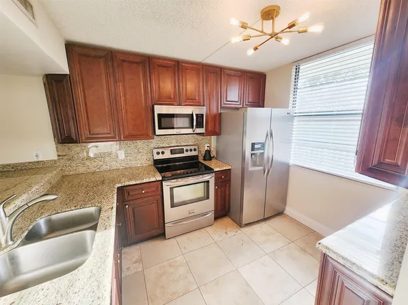 1713 Whitehall Drive #401, Davie, FL 33324