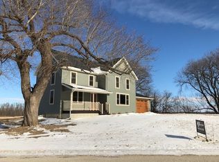 5904 Niles Rd, Valders, WI 54245