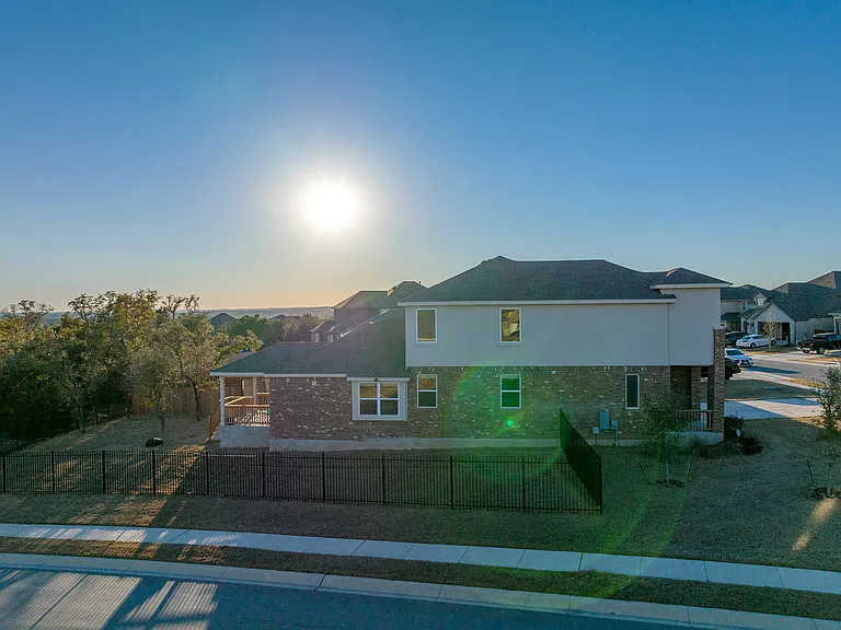8200 Prairie Rye Dr — Photo 5