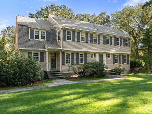 59 Russett Hill Rd, Sherborn, MA 01770