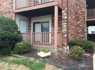 61 Meadow Ridge E, Columbia, IL 62236