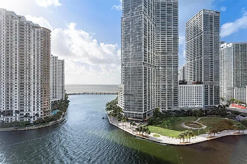 300 Biscayne Blvd #1403 Photo 1