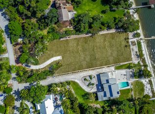 79 S River Rd, Sewalls Pt, FL 34996