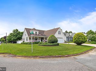 810 Cedar St, Tuckerton, NJ 08087