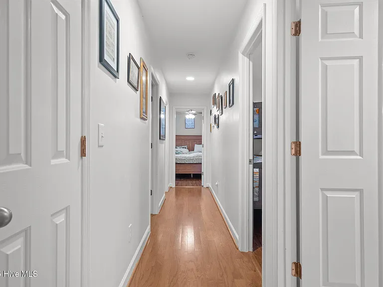 39 Bedford Cir — Photo 16