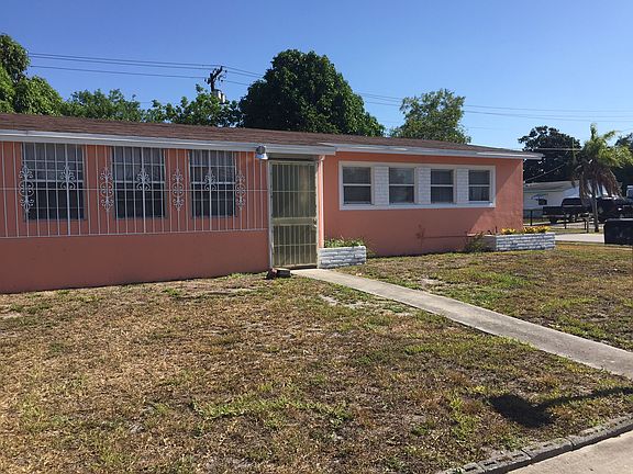 3rd image of 4401 NW 178th St