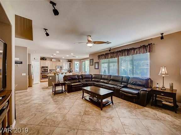 5th image of 8301 Glistening Rush St