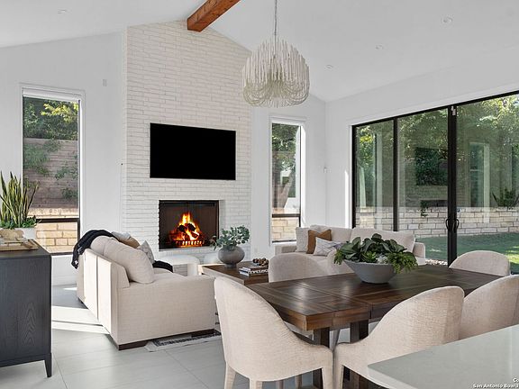 4th image of 804 Canterbury Hill