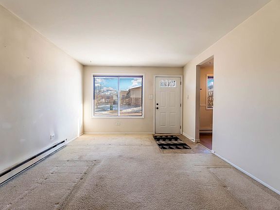 3rd image of 125 Willows Edge Ct APT C