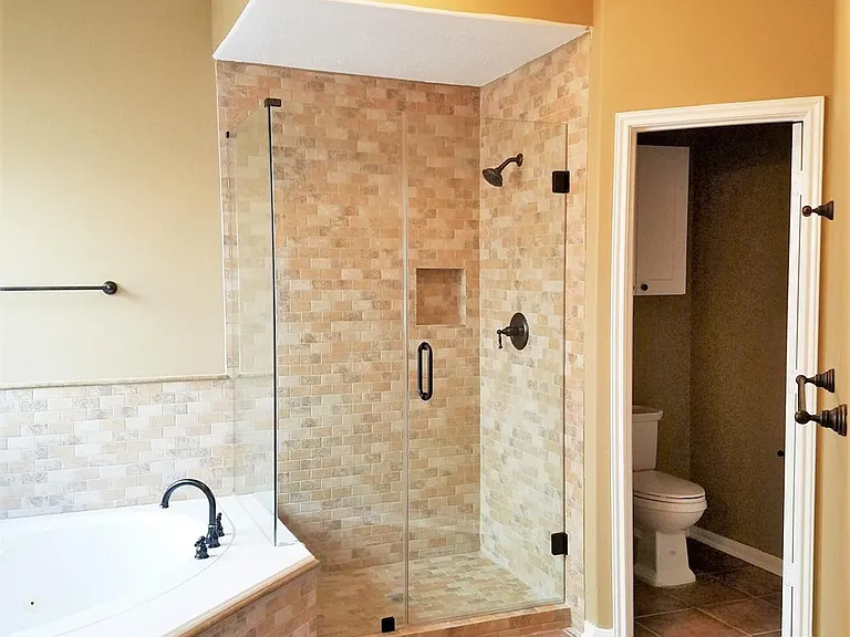 2103 Blue Water Bay Dr — Photo 27