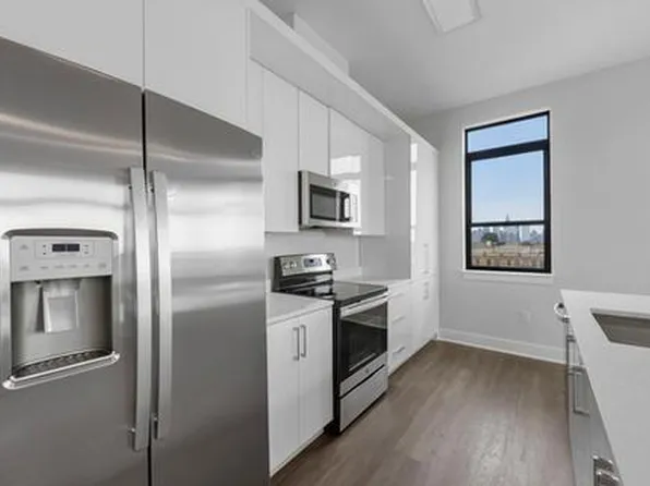 121 34th Street image 178 of 213