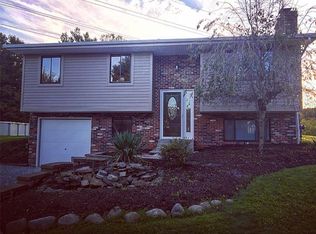 1236 Megown Dr, South Park, PA 15129