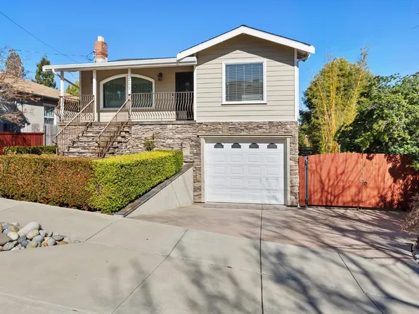 211 Gilger Avenue, Martinez, CA 94553