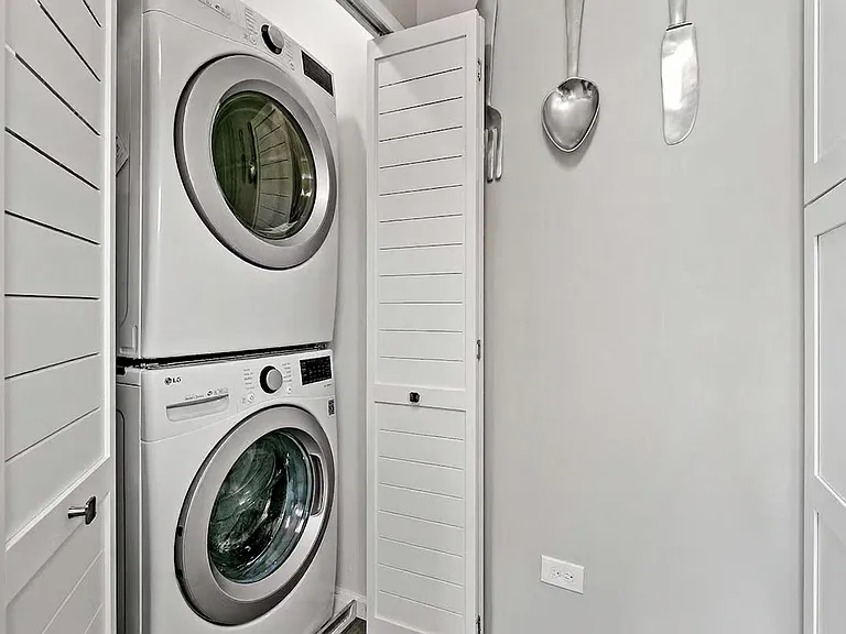 Washer/Dryer