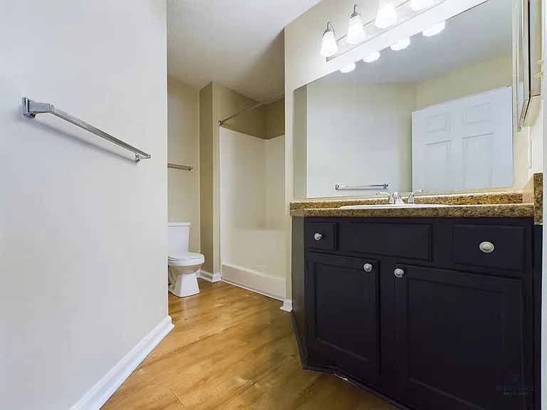 Bridlewood On Westland Apartments — Photo 66