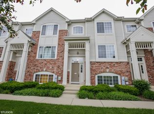 3335 Cameron Dr #4, Elgin, IL 60124