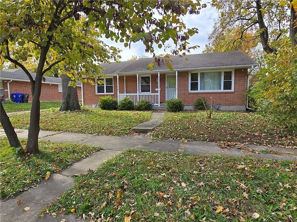 1st image of 236 S Grand Ave