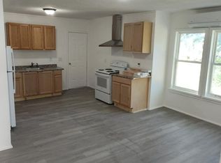 17 Wallace Pl, Pittsfield, MA 01201