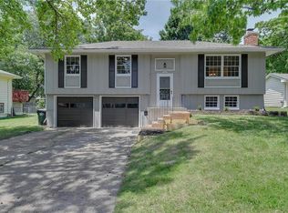 12016 W 92nd Ter, Lenexa, KS 66215
