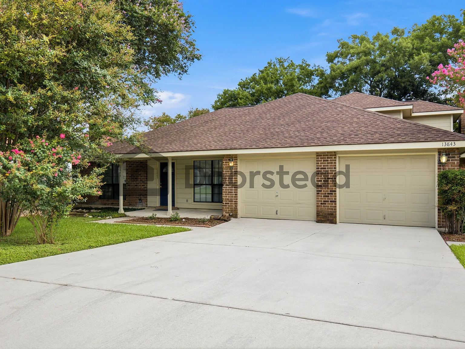 2 bed, 2.0 bath, 1400 sqft, $1,600 — Photo 3