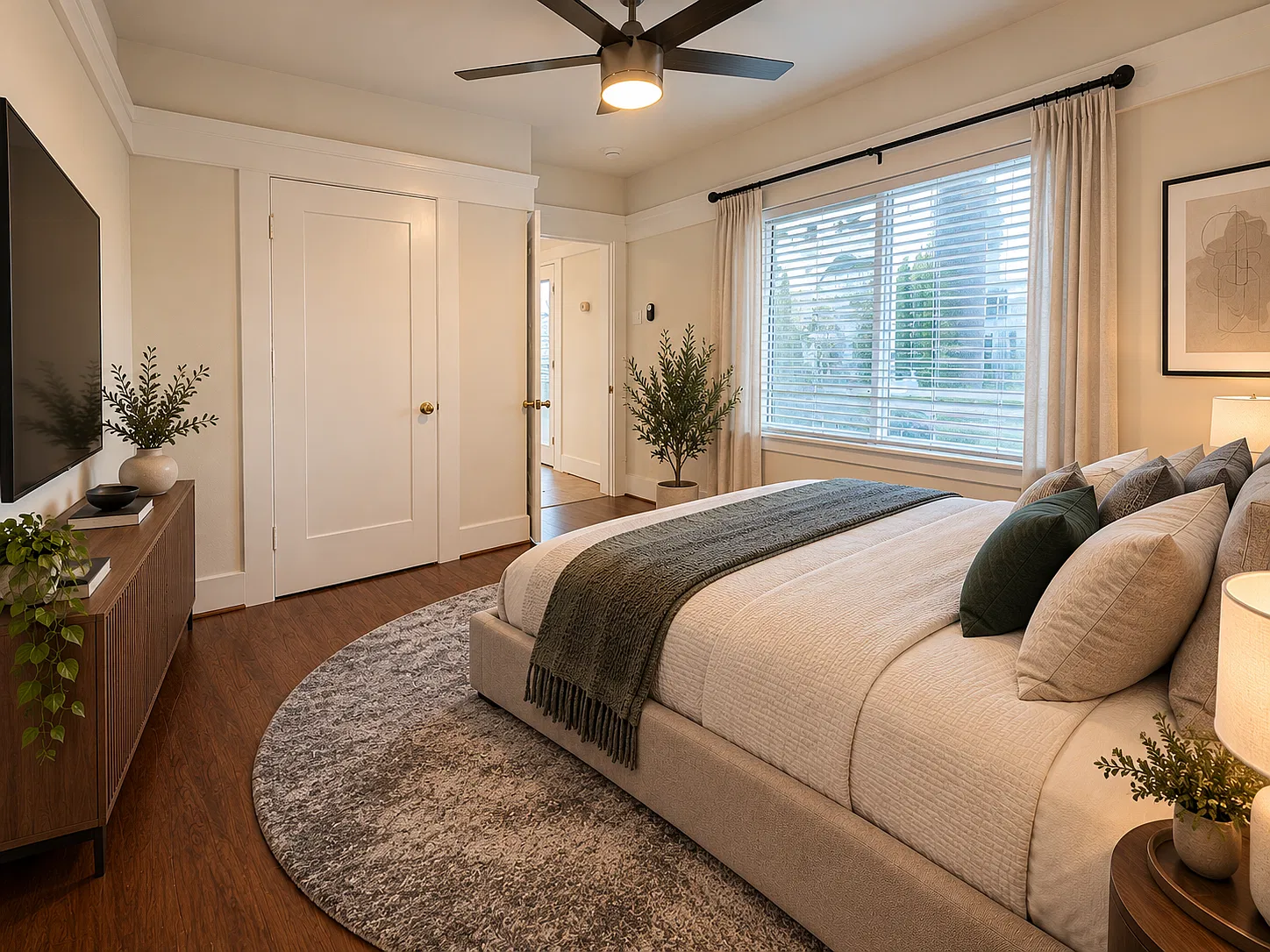 1 bed, 770 sqft, $2,150 — Photo 2