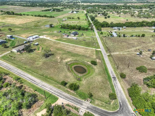 3252 Church Rd, Seguin, TX 78155