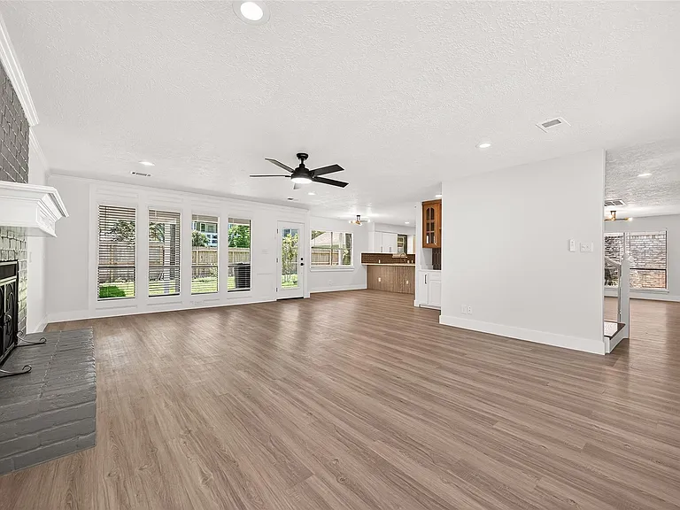 2730 Blue Glen Ln — Photo 12