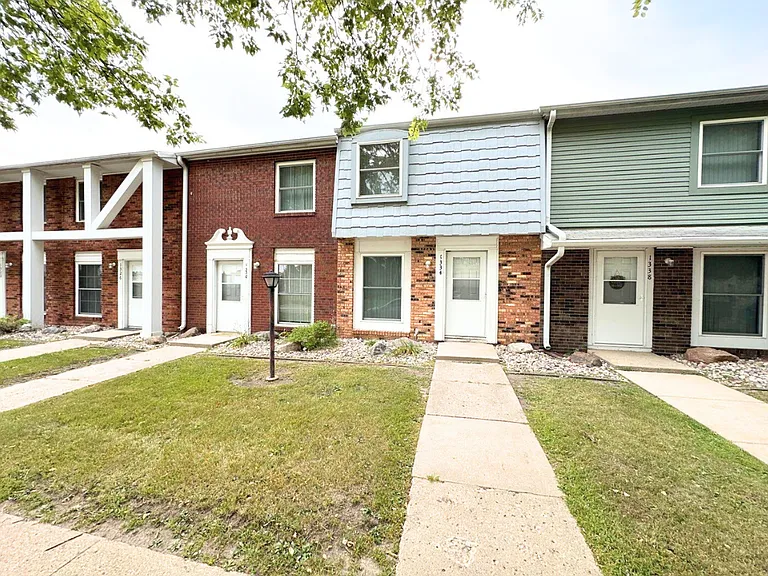 1302 Grand Plaza Dr #2 — Photo 1