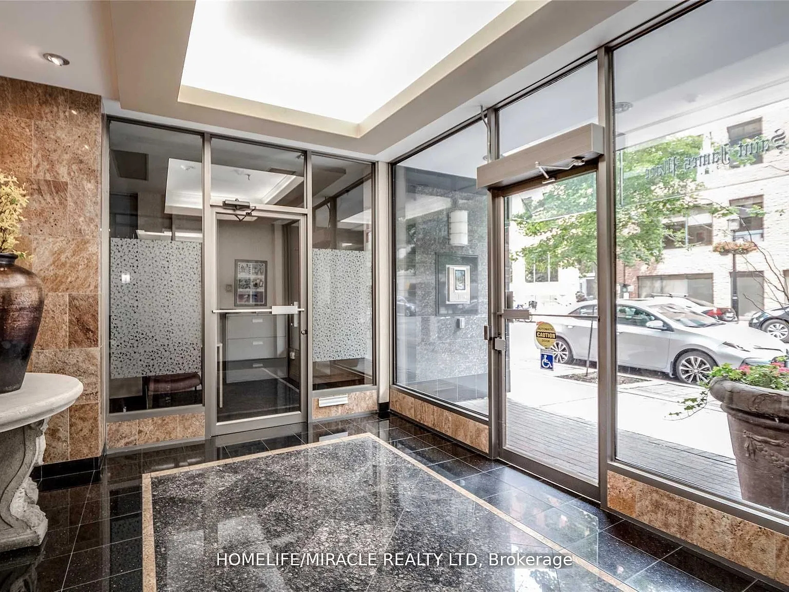 3 bed, $3,775 — Photo 3