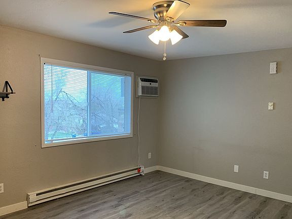 4th image of 5411-5421 Alcott St #5415