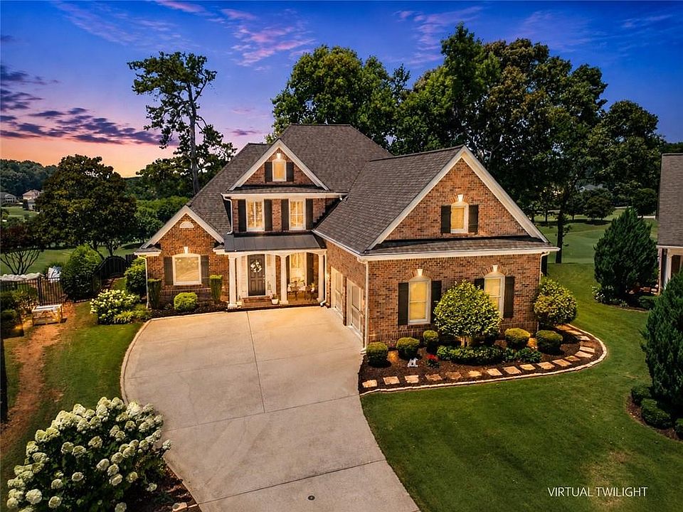 1st image of 207 Wexford Ct