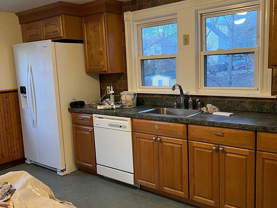 2nd image of 20 Hynes Ave #3