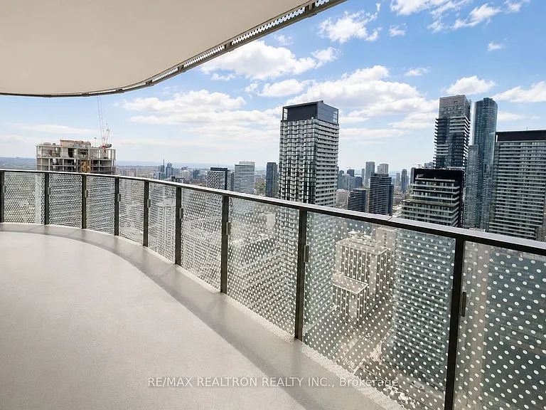 11 Wellesley St W #4102 — Photo 14