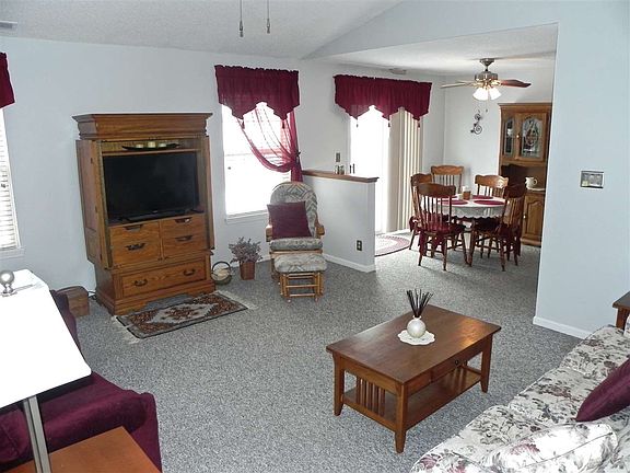 2nd image of 4030 Highland Springs Dr