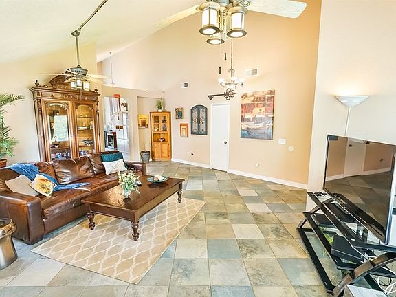 5th image of 2231 Lochness Cir