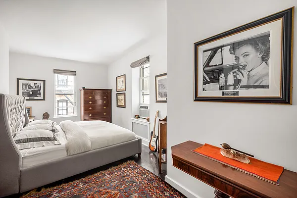 Sold by Compass | media 5