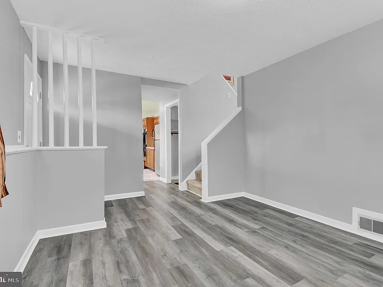 402 Kerby Hill Rd — Photo 13