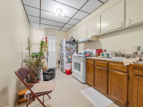 5209 Ft Hamilton Parkway image 24 of 31