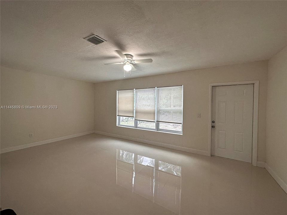 1st image of 1411 NW 118th St