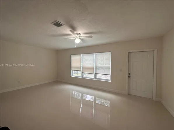 1411 NW 118th St, Miami, FL 33167