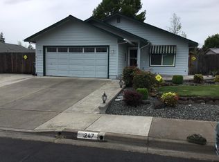247 Tracy Ave, Eagle Pt, OR 97524