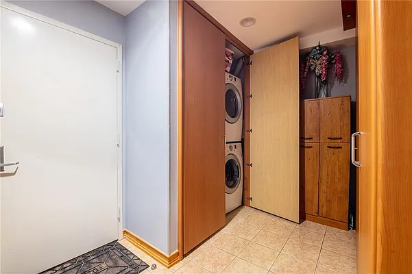 Sold by Remax Edge | media 29