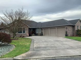 20 Forest Hill Est, Longview, WA 98632