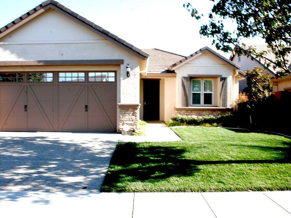 1st image of 9579 W Oakham Way