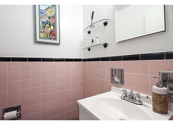 Rented by Warburg | media 19