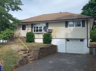 10 Ward Ave, Butler, NJ 07405